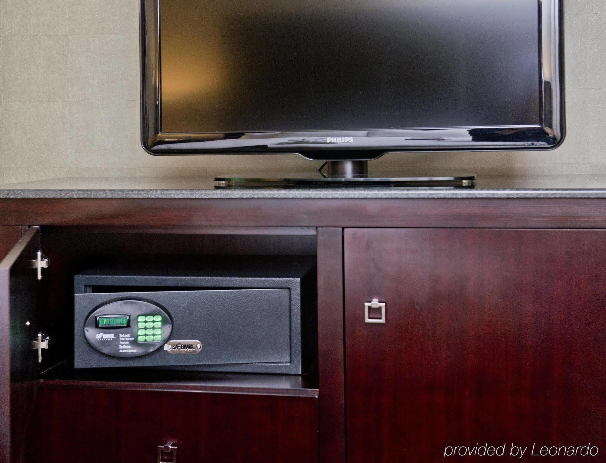 Doubletree By Hilton Raleigh Durham Airport At Research Triangle Park Hotel Kültér fotó